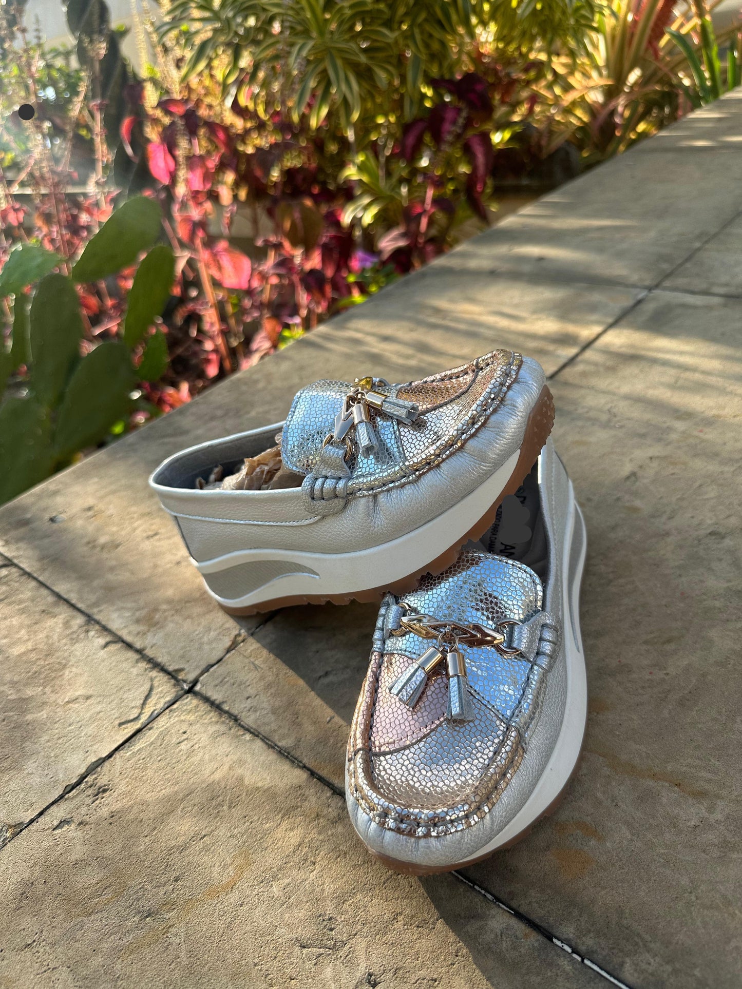 Mocasin en cuero.